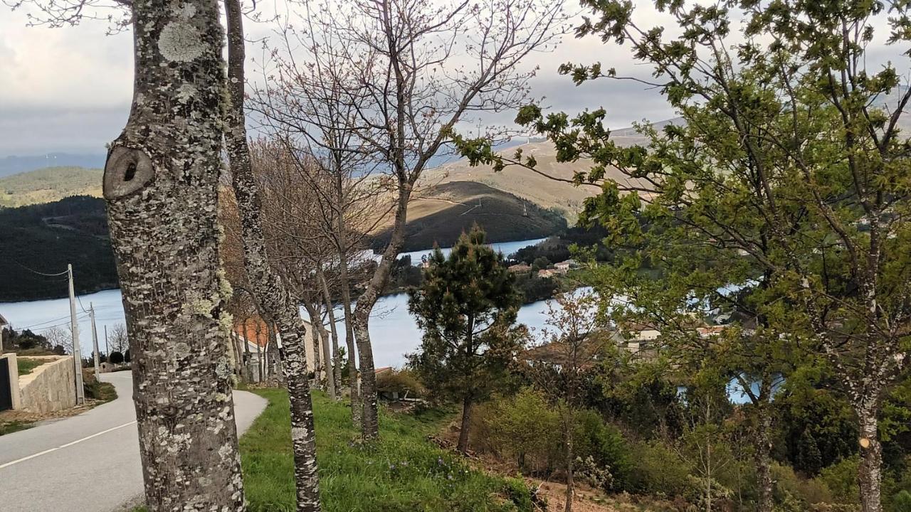 Geres Do Alibaba Villa Ruivaes Exterior photo